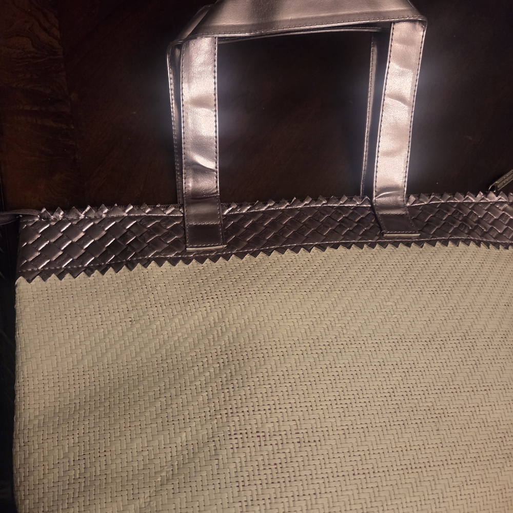 Elizabeth Arden Bag Set